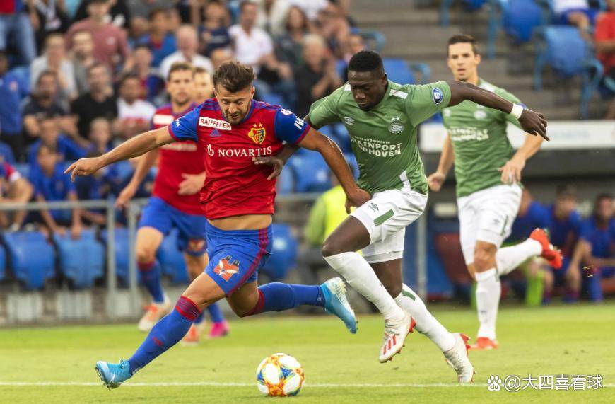  赛后突围战来临；斯图加特围绕欧联篮板制胜；话题不断；数据趋势出现新变化